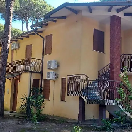 Cozy 1 Bedroom For 4 Guests In Rosolina Rosolina Mare