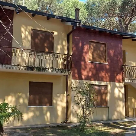 Cozy 1 Bedroom For 4 Guests In Rosolina Rosolina Mare
