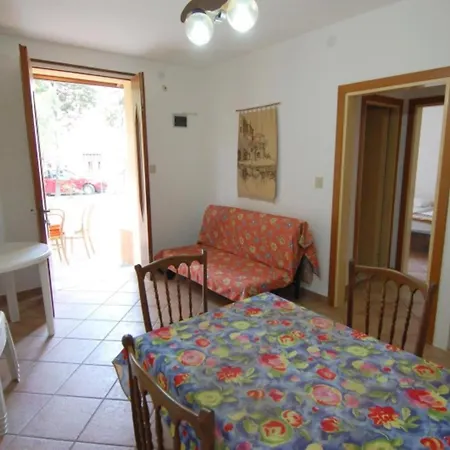 Cozy 1 Bedroom For 4 Guests In Rosolina Apartment *