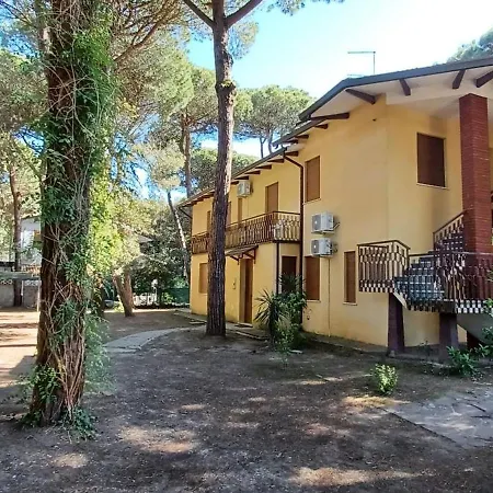 Cozy 1 Bedroom For 4 Guests In Rosolina *